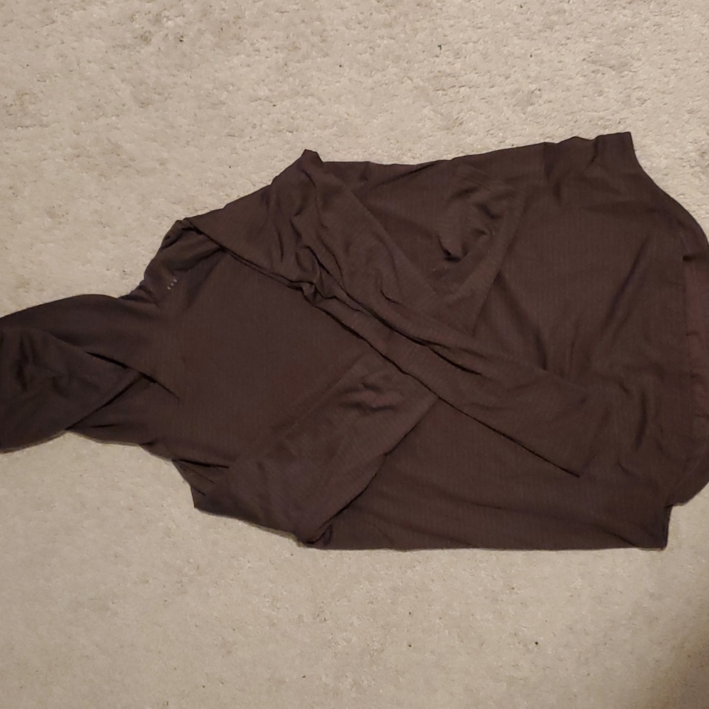 Lululemon excellent sweatshirt/hoodie, darker red, only wore once, and o…